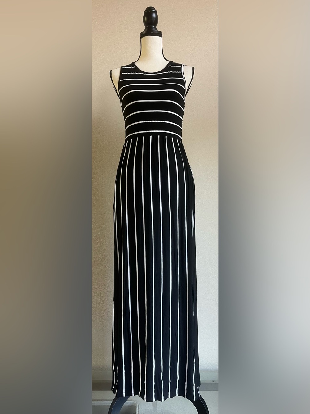 Hount Maxi Dress